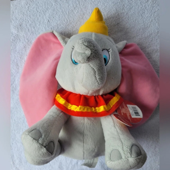Dumbo  the Flying Elephant Disney Kohl's promo Plushie Toy - Picture 10 of 12